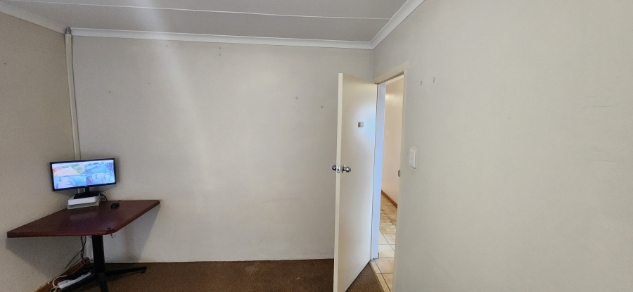 3 Bedroom Property for Sale in Dana Bay Western Cape
